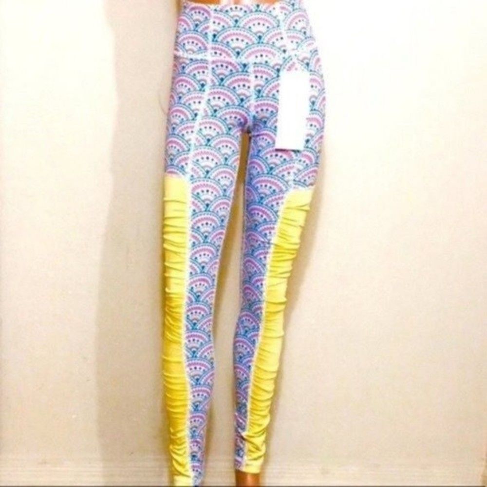 NWT! Tonic leggings Mandela XS yoga BoxF